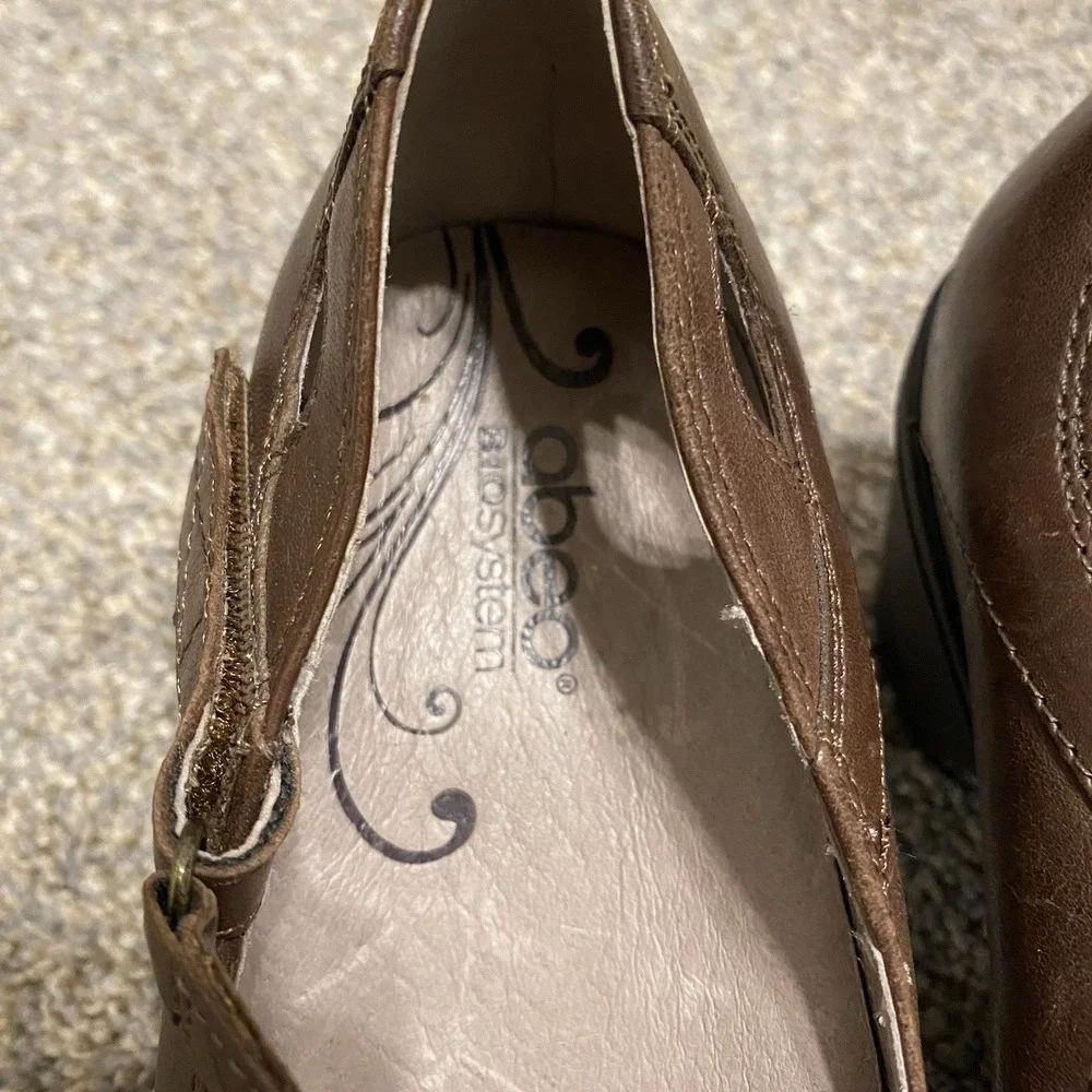 Abeo Mary Jane Pumps 9N EU 39.5 Brown Leather Cross Strap Retro Academia Office